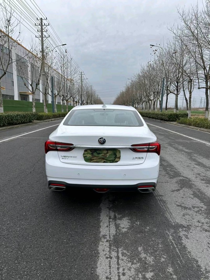 宿迁23年别克威朗9