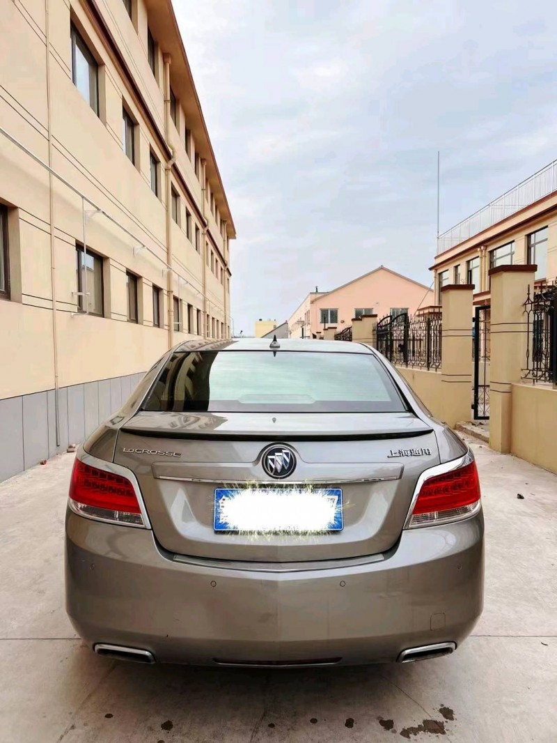 东营09年别克君越6