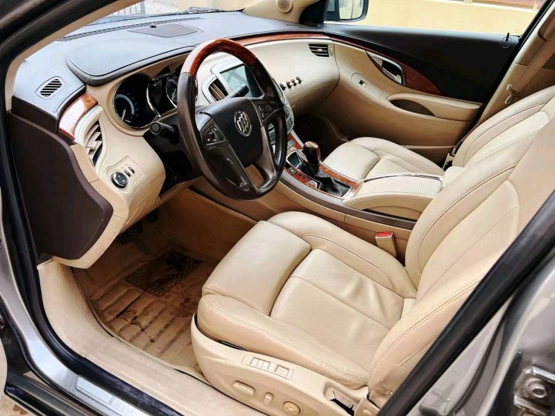 东营09年别克君越7