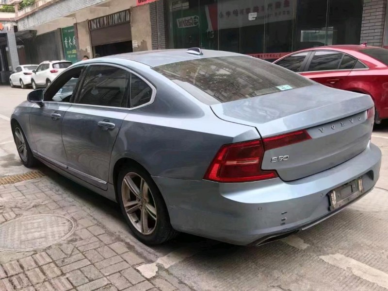 遵義18年沃爾沃S904