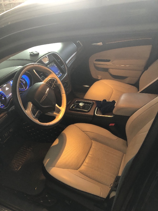 淄博16年克莱斯勒300C4