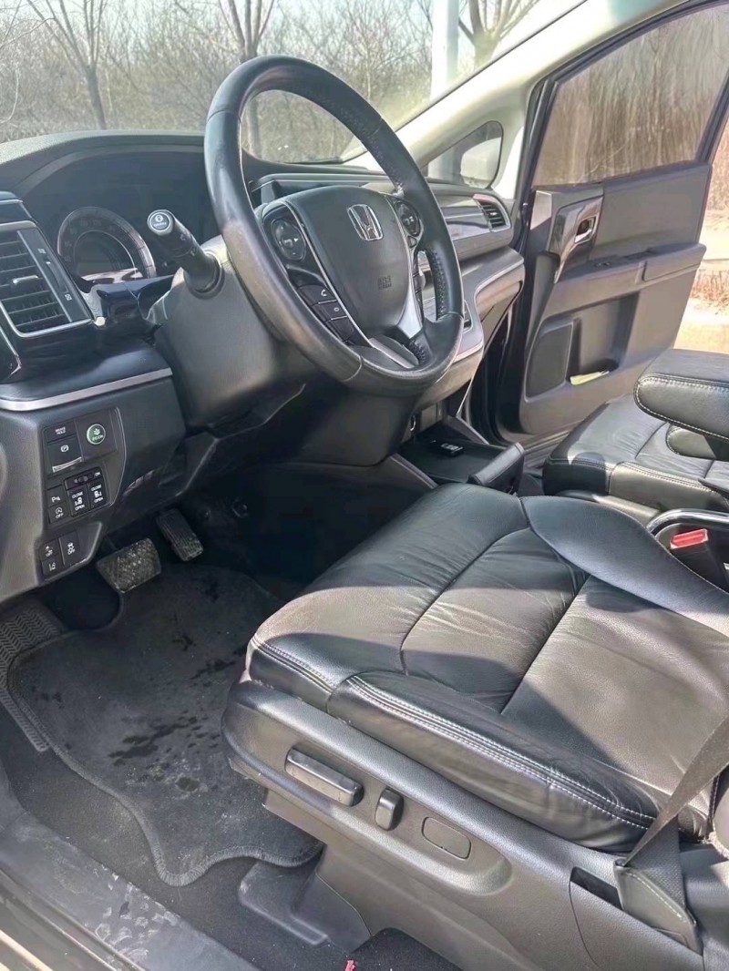 枣庄19年本田艾力绅4