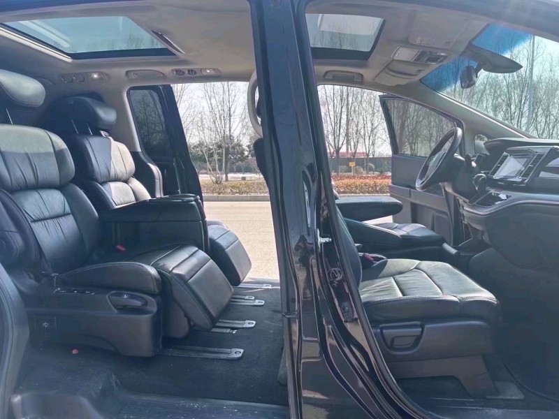 枣庄19年本田艾力绅5