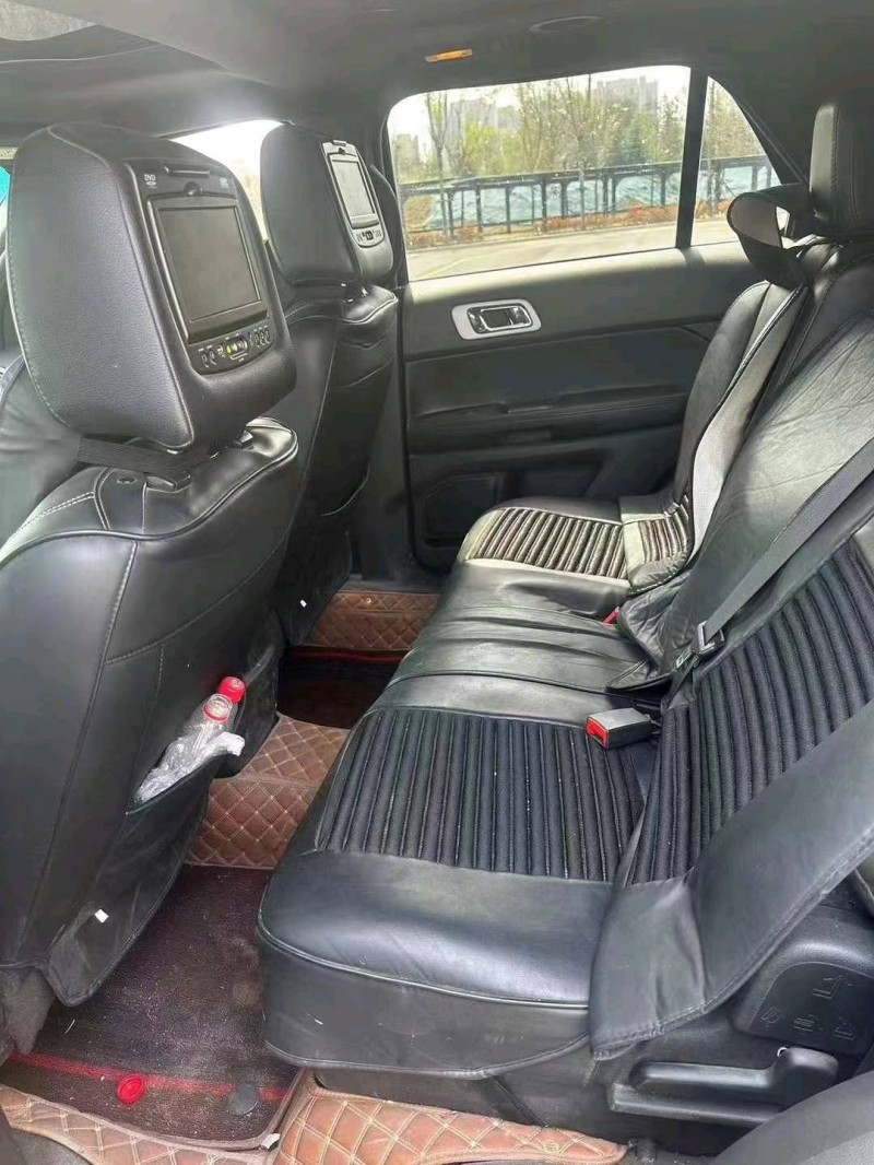 聊城15年福特探险者9