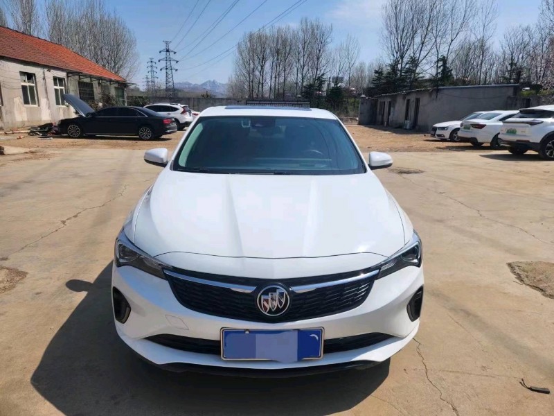 青岛22年别克威朗1