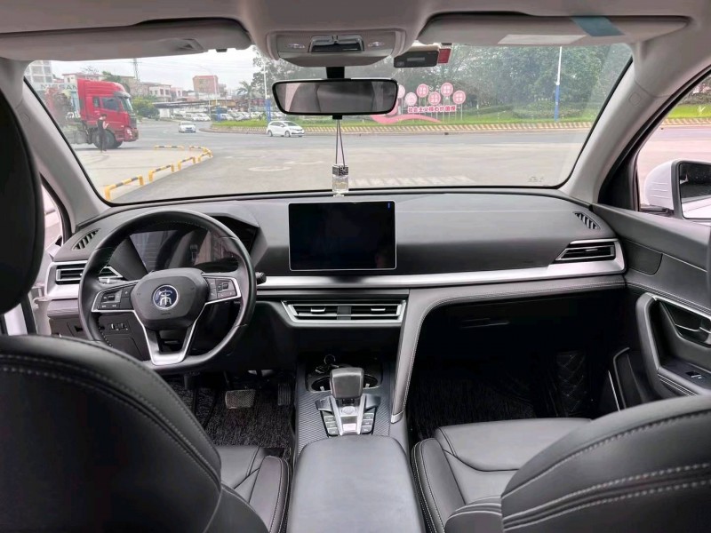 佛山20年比亚迪宋6