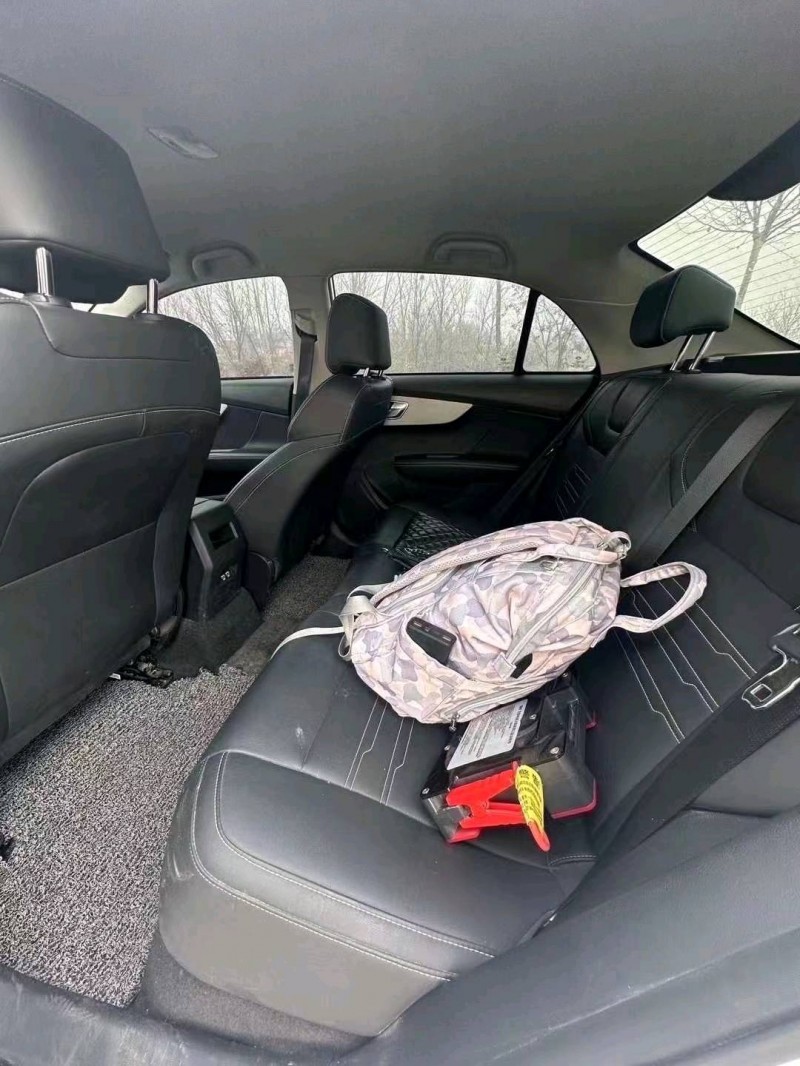 青岛23年比亚迪秦4