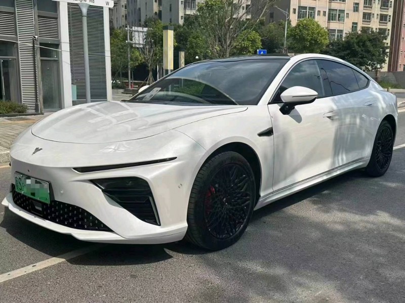廣州23年哪吒S6