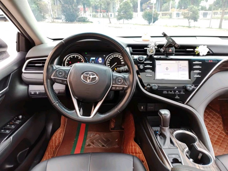 佛山18年丰田凯美瑞9