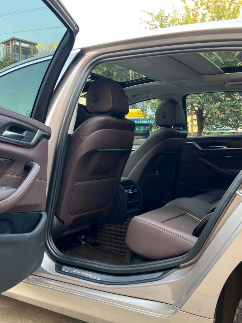 佛山21年宝马5系7