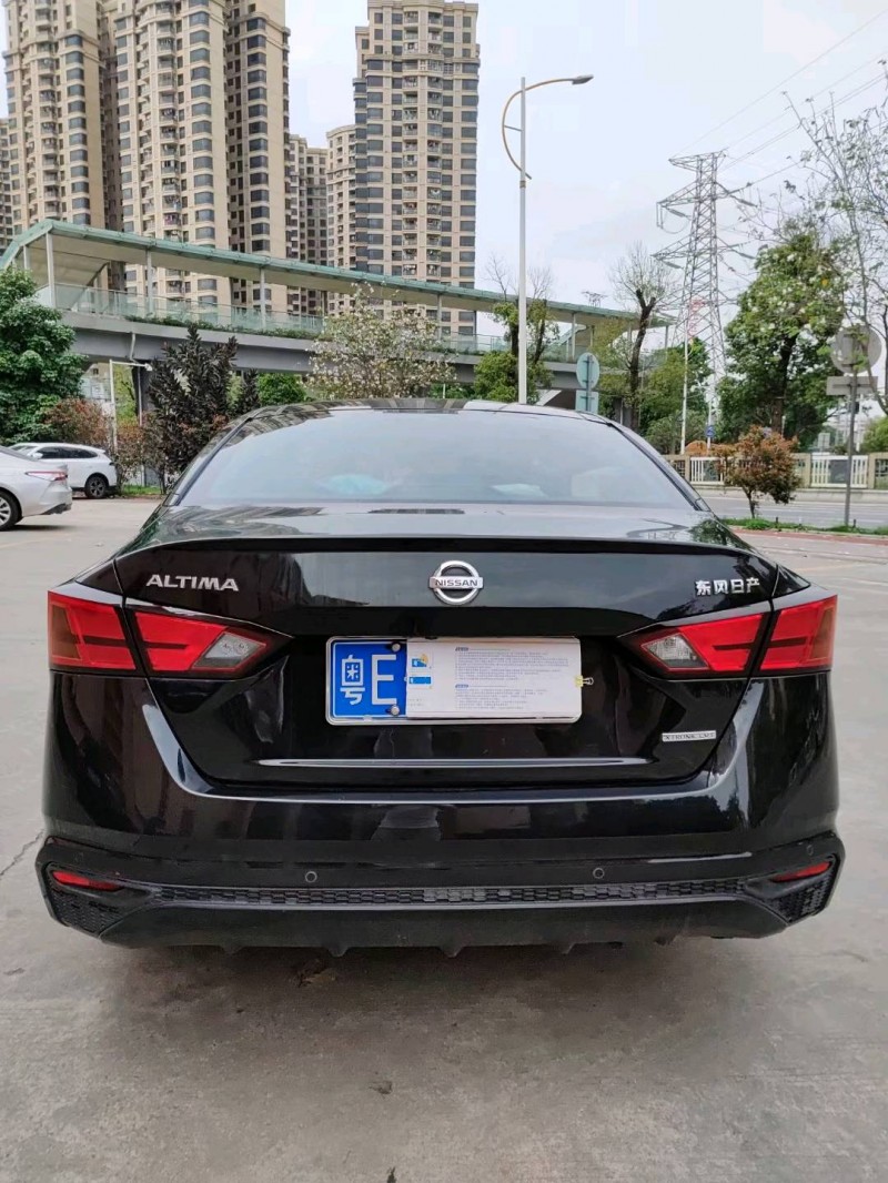 佛山21年日产天籁6