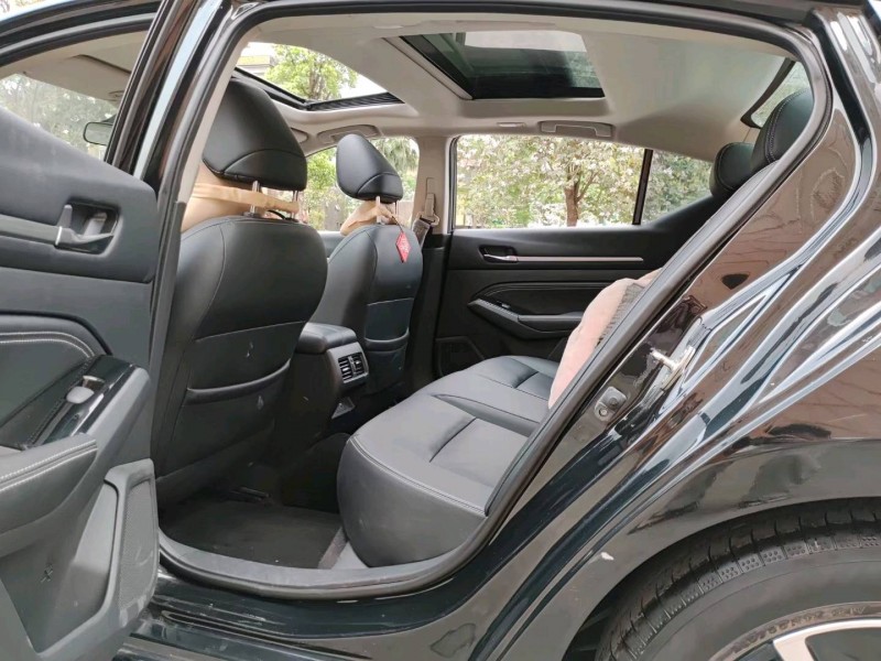 佛山21年日产天籁7