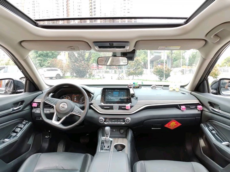 佛山21年日产天籁8