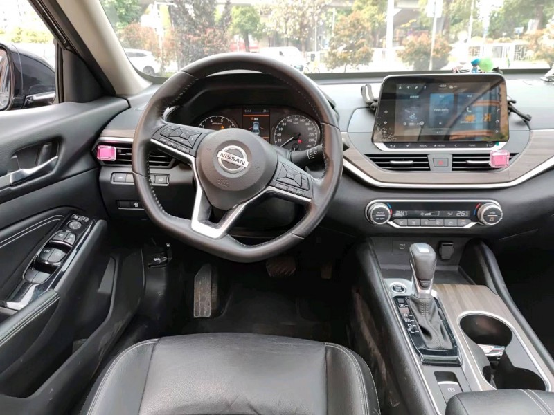 佛山21年日产天籁9