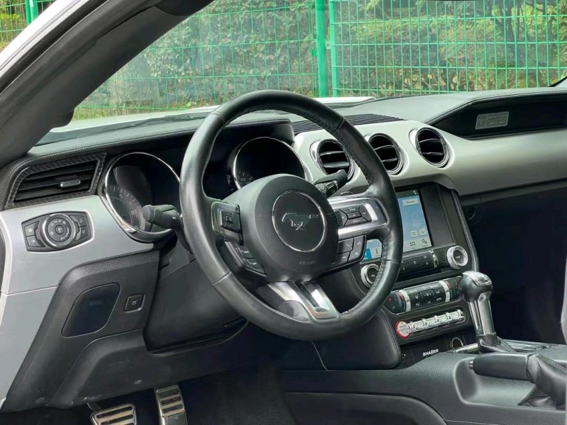 东莞16年福特野马4