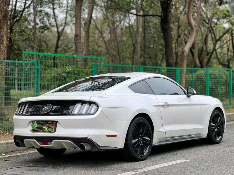 东莞16年福特野马8