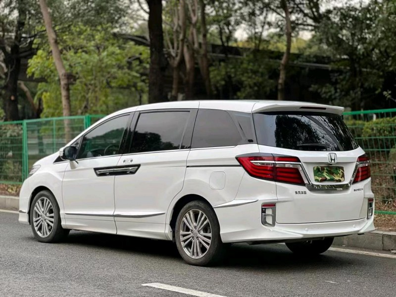 东莞16年本田艾力绅7