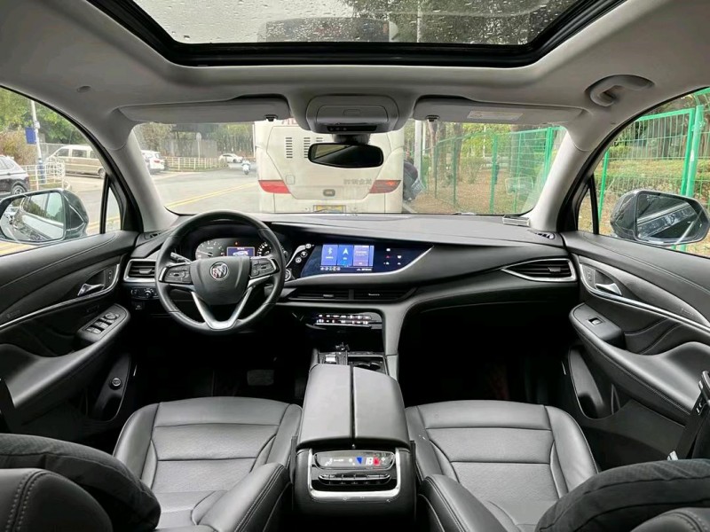 东莞22年别克昂科旗4