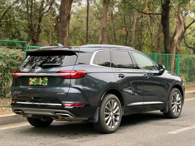 东莞22年别克昂科旗7