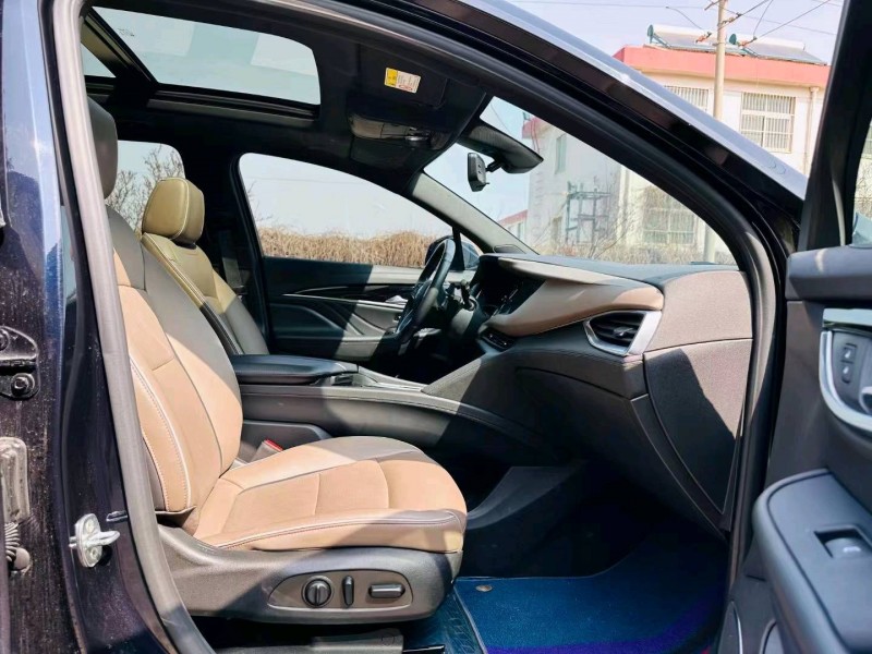 东营22年别克昂科旗5