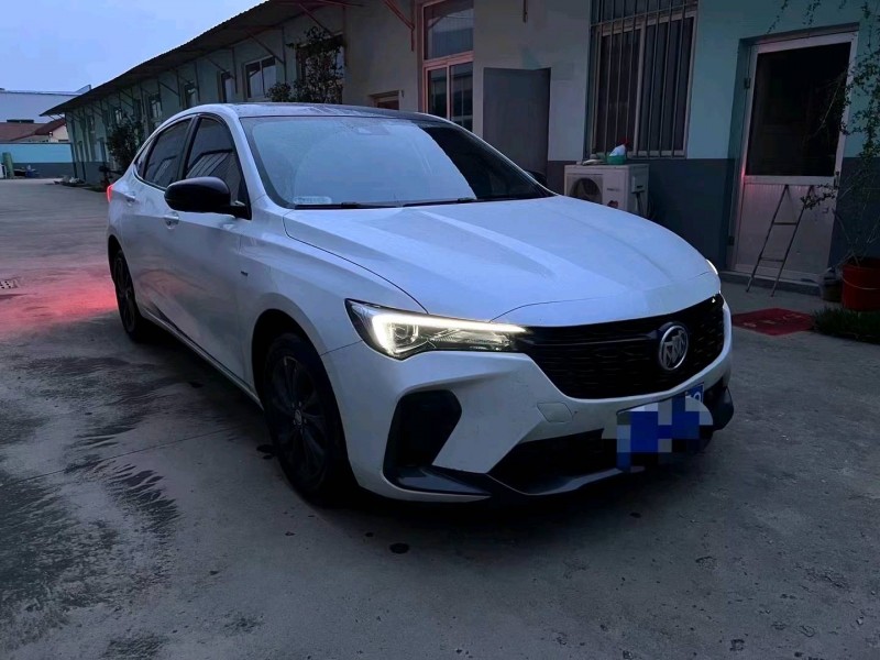 东营23年别克威朗2