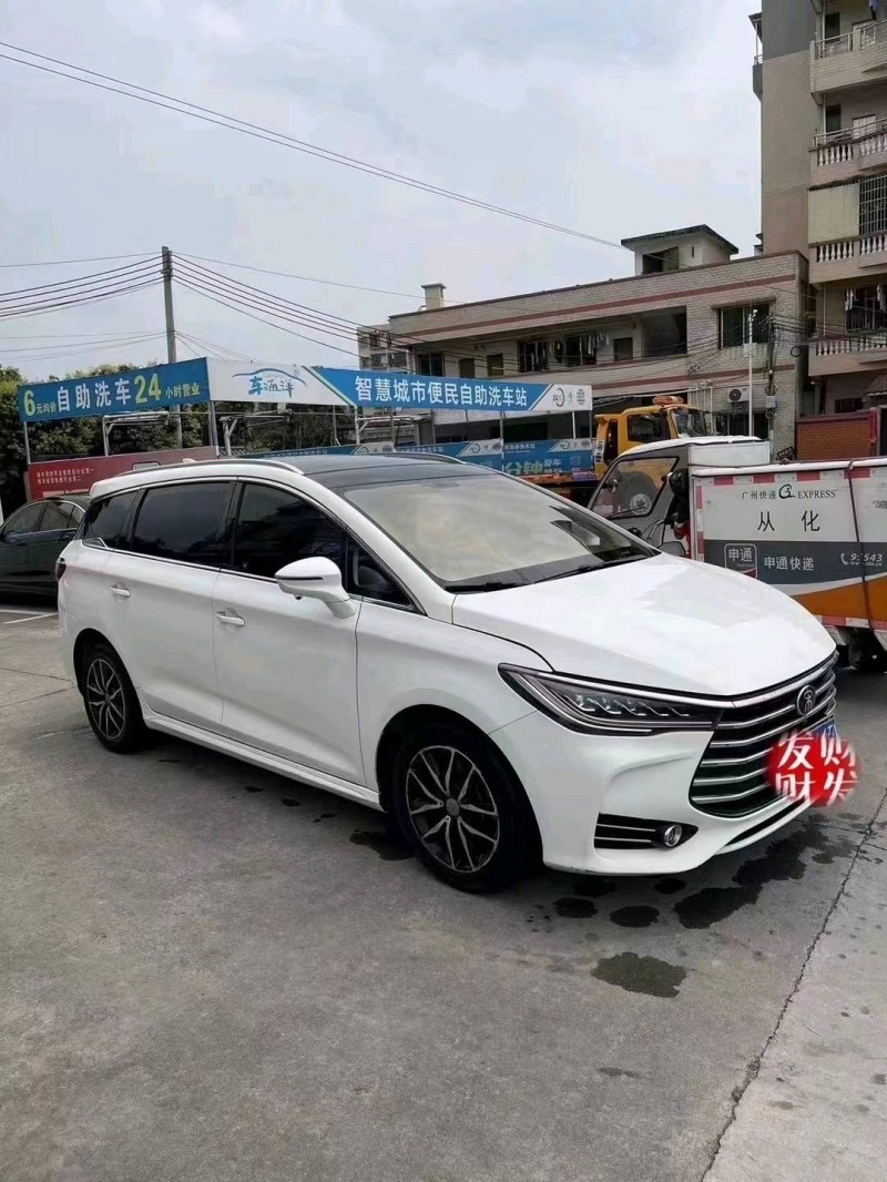 广州18年比亚迪宋2