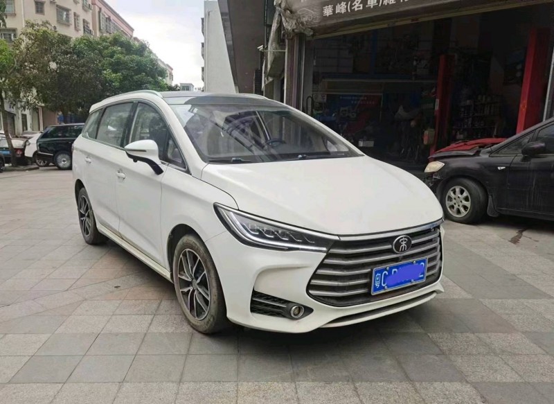 广州19年比亚迪宋2