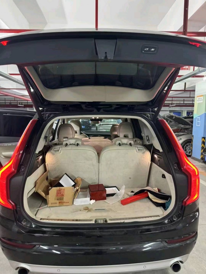 重庆18年沃尔沃XC905