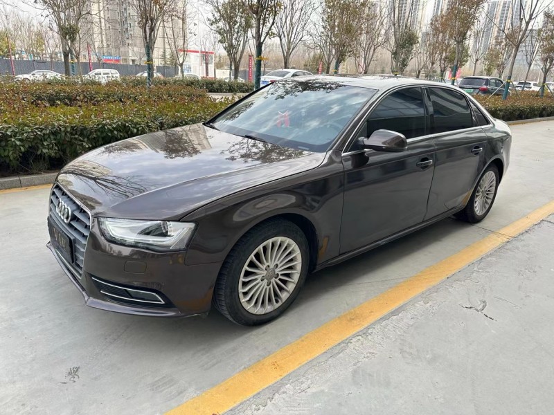 济宁15年奥迪A4L3