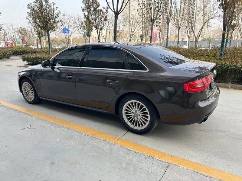济宁15年奥迪A4L5