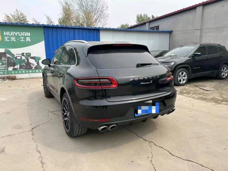 枣庄16年保时捷Macan3