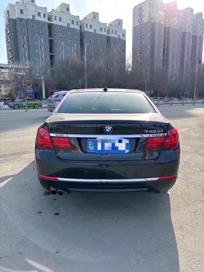 东营13年宝马7系4