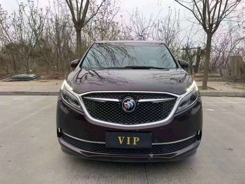 东营17年别克GL81