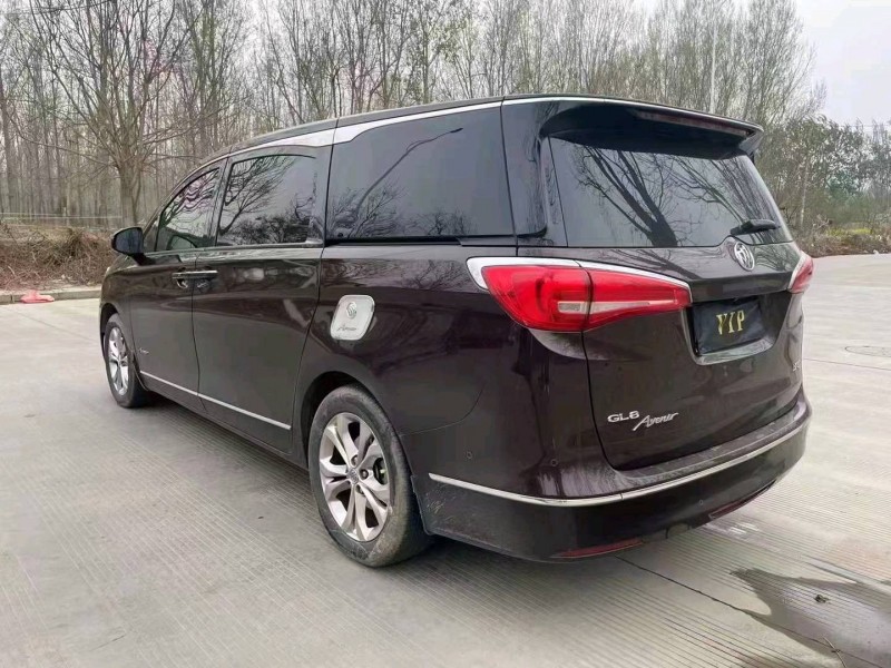 东营17年别克GL88