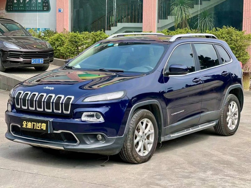 珠海16年Jeep自由光2