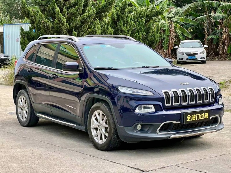 珠海16年Jeep自由光3