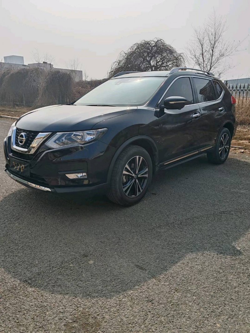 沈陽18年日產奇駿3