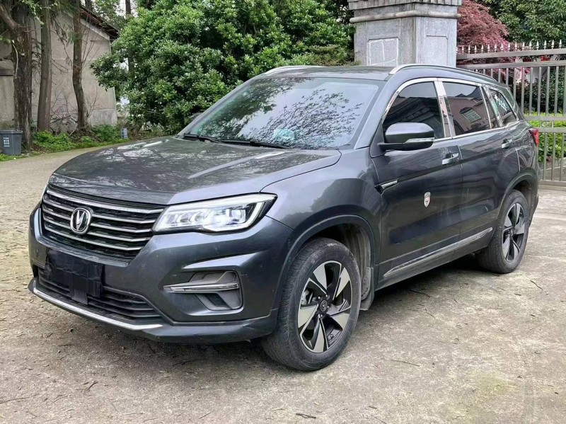 湘潭20年長安汽車CS753