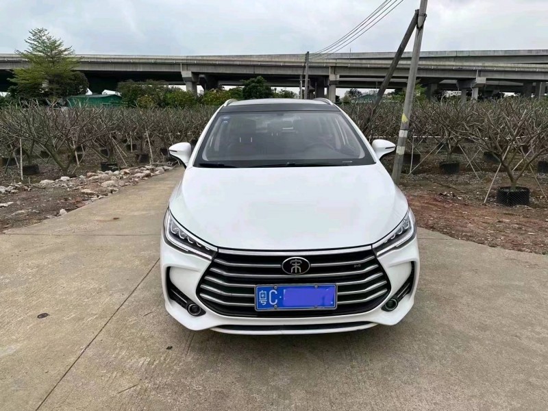 深圳19年比亚迪宋MAX1