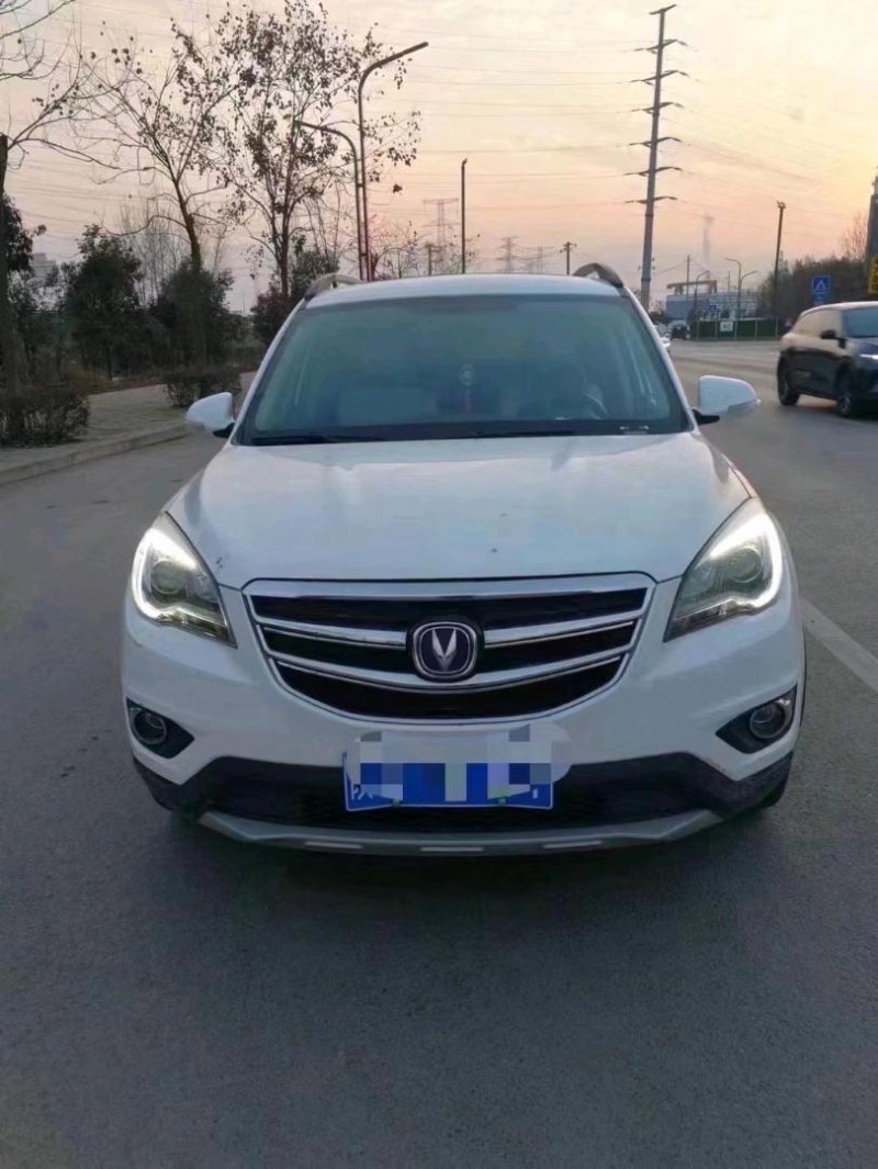 咸陽18年長安汽車CS351