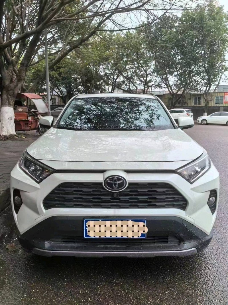 东营21年丰田RAV4荣放1