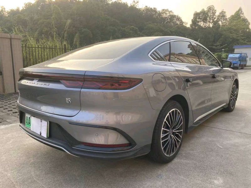 江门23年比亚迪汉7