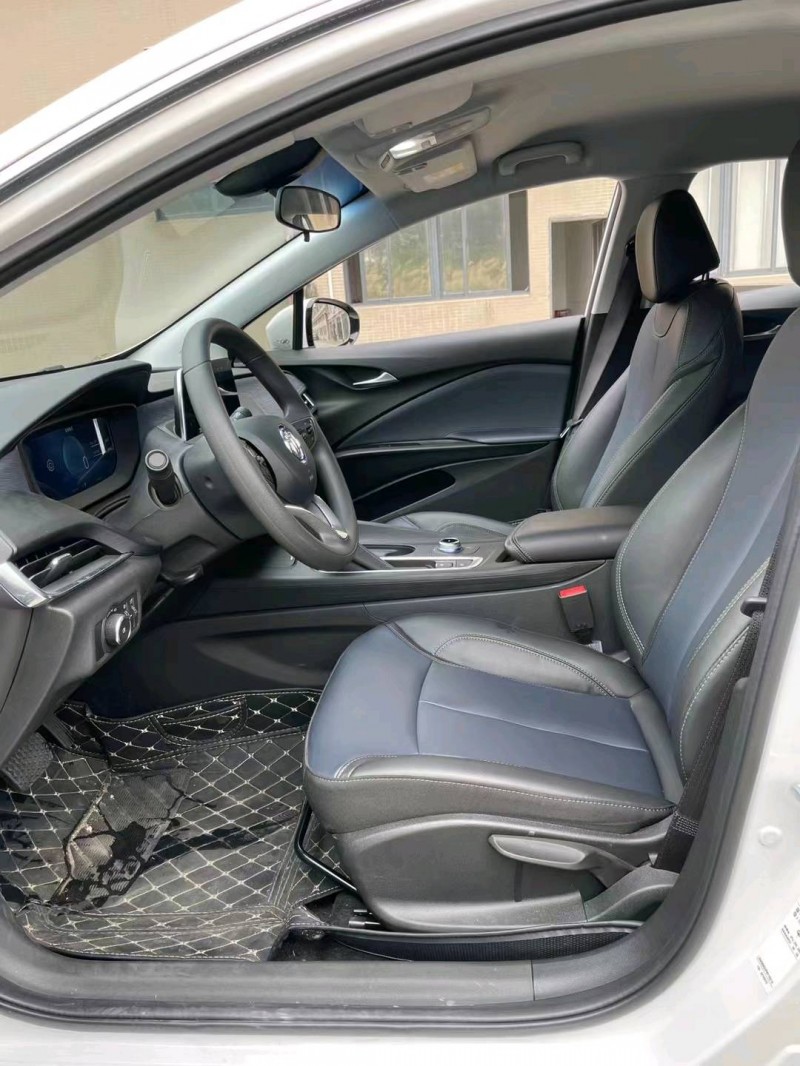 江门23年别克微蓝4