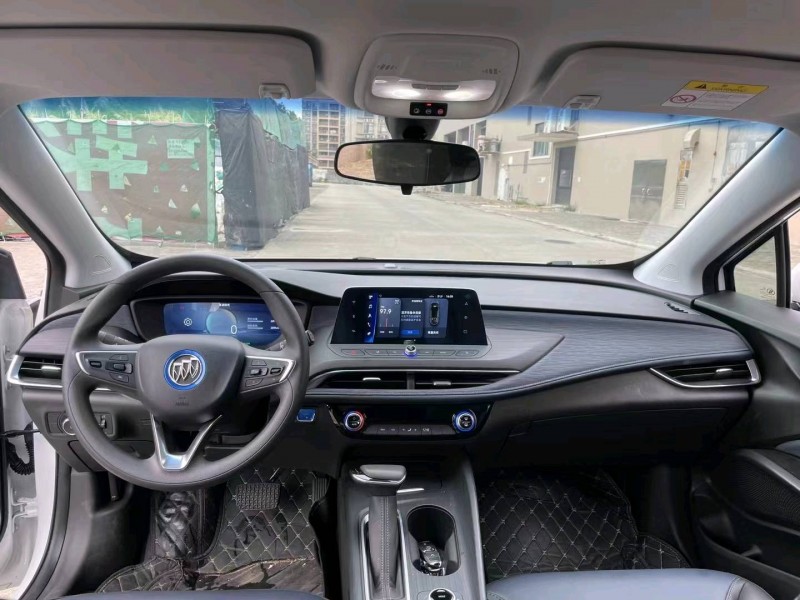 江门23年别克微蓝5