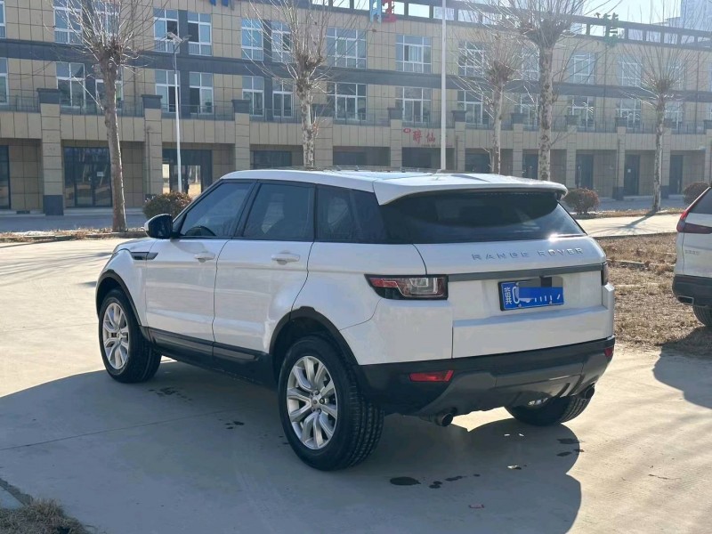 济南16年路虎极光8