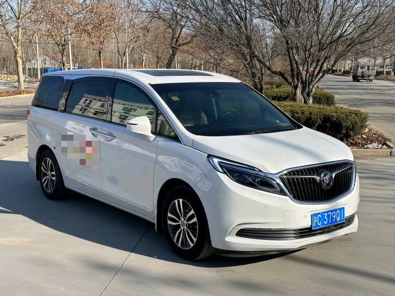 济南17年别克GL82