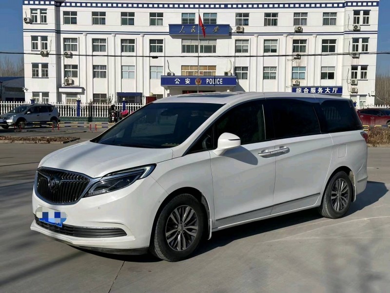 济南17年别克GL83