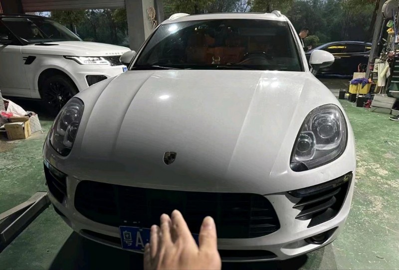 广州18年保时捷Macan1