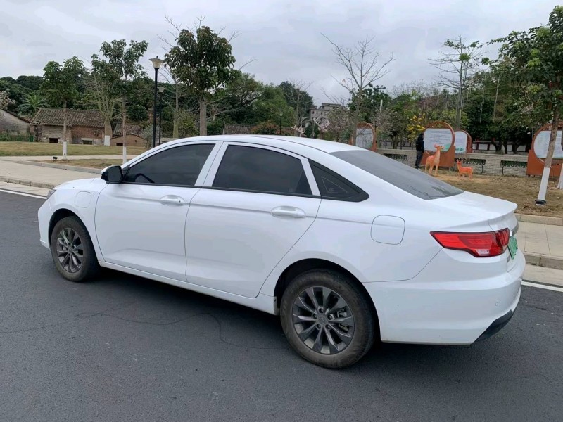 广州23年吉利帝豪EV4