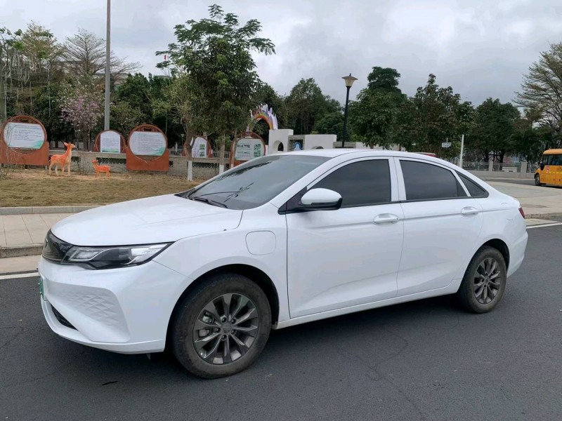 广州23年吉利帝豪EV5